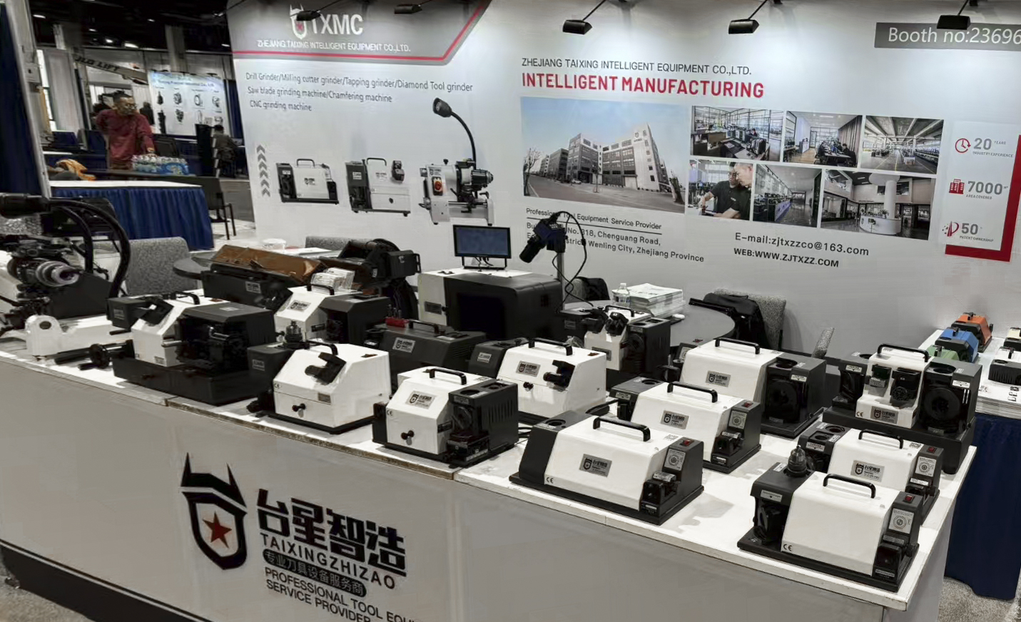 钻头展会.jpg 钻头展会.jpg